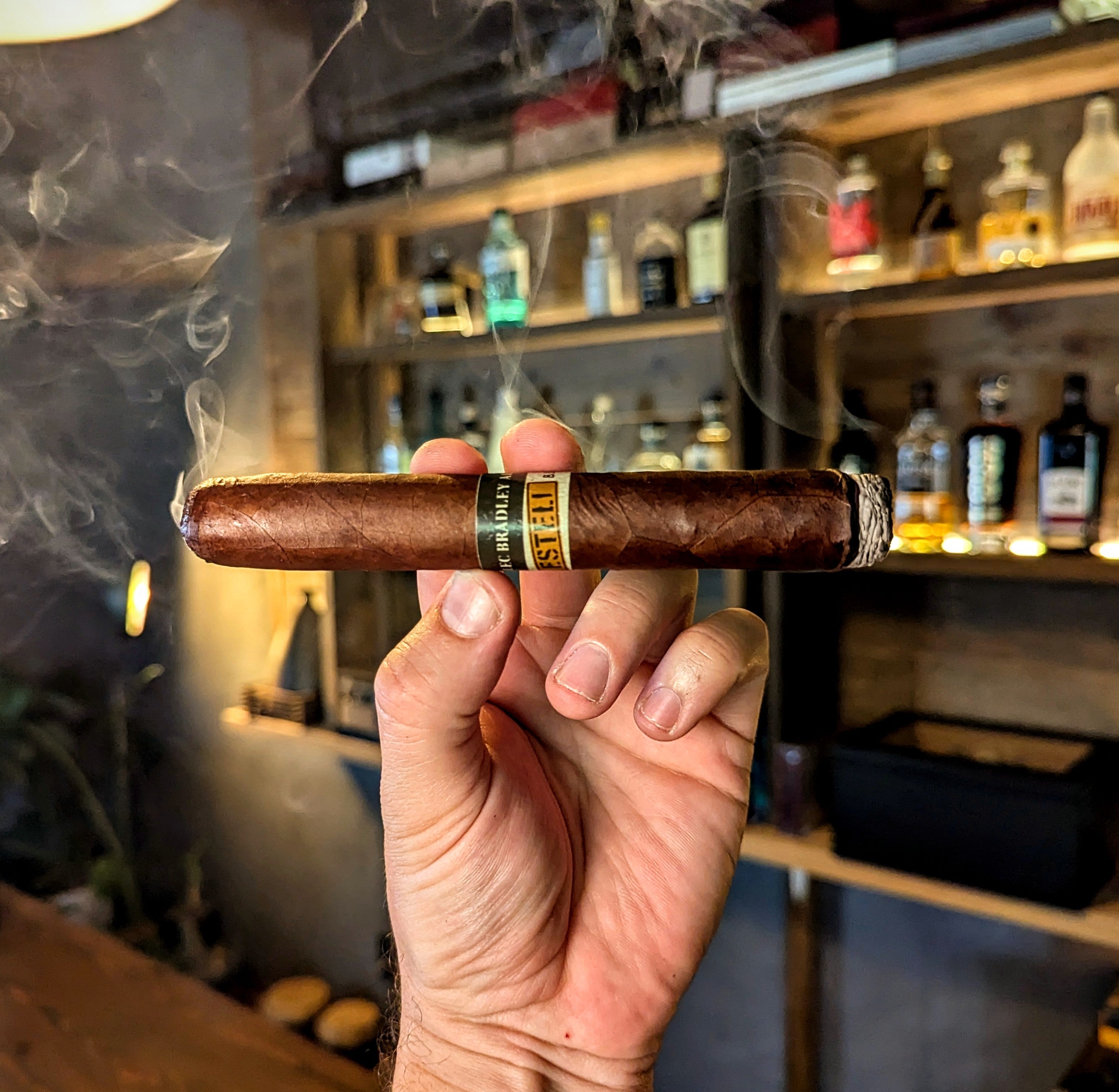 blackmarket vape and smoke gillette reviews Alec Bradley 