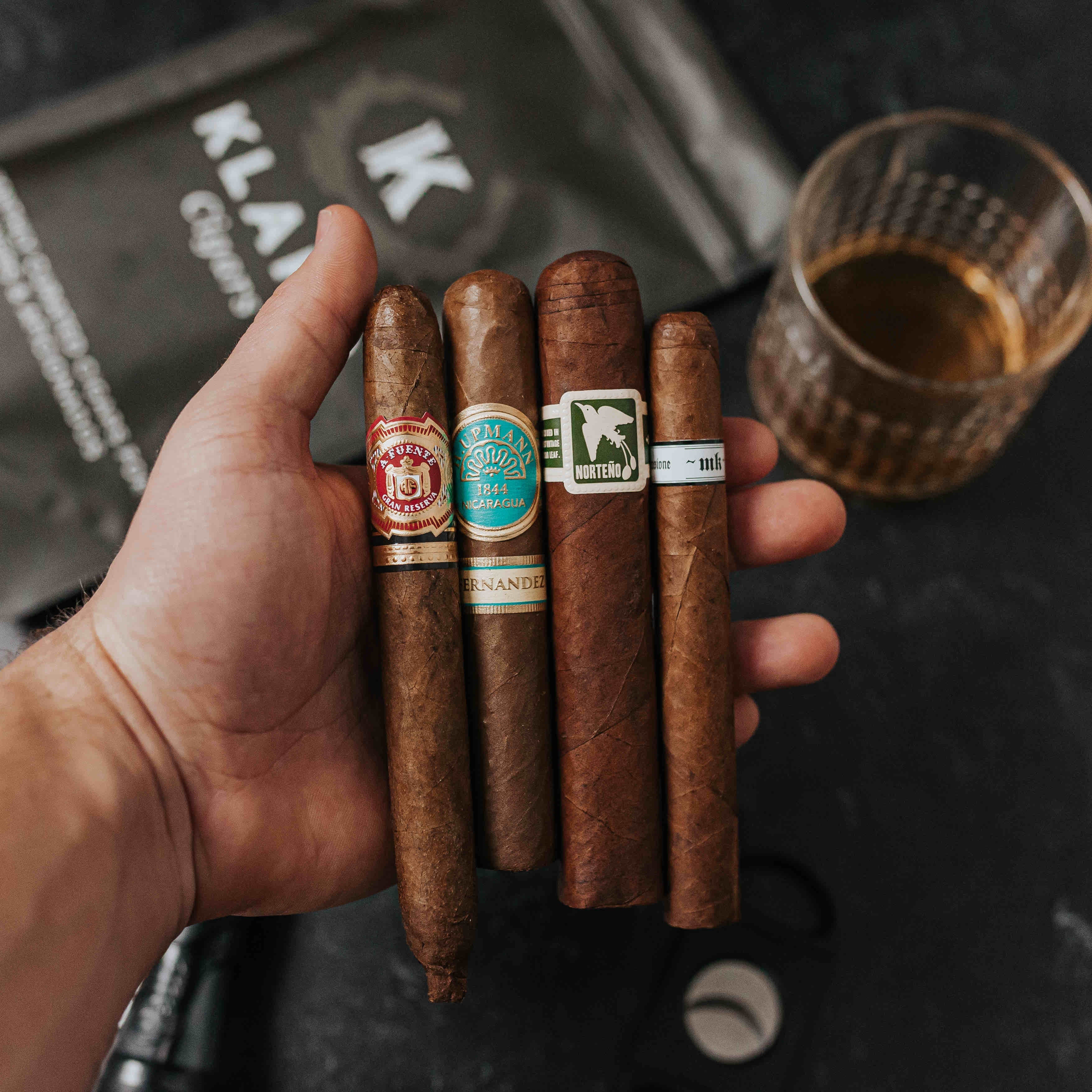 Cigar + Humidor Bundle Klaro Cigars