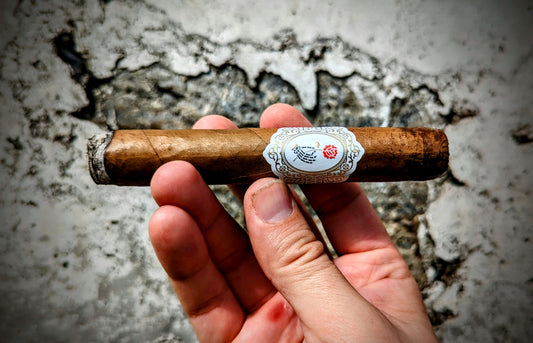 Dapper Cigar Co. "La Madrina Shade" Review: A Sophisticated Wolf in Sheep's Clothing
