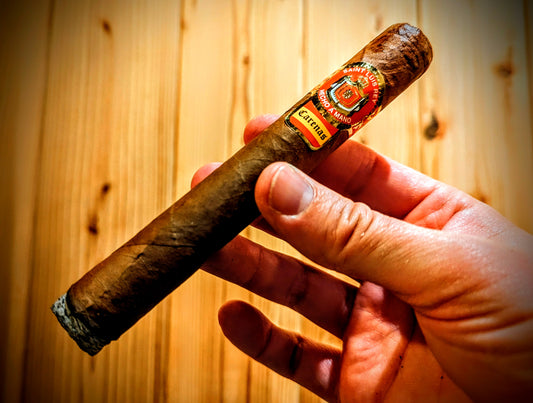 Saint Luis Rey "Carenas" Review: Unsung Medium Cigar Superstar