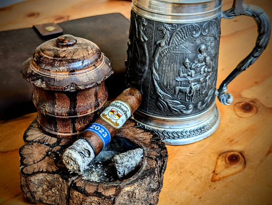 Quesada "Oktoberfest 2023" Review: Can a Year of Age Make This Brilliant Beer Cigar Even Better?