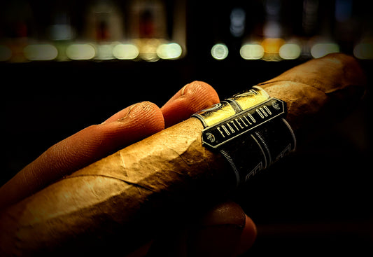 Fratello Cigars "Oro" Review: A Gold Status, Secret Level Sort of Smoke