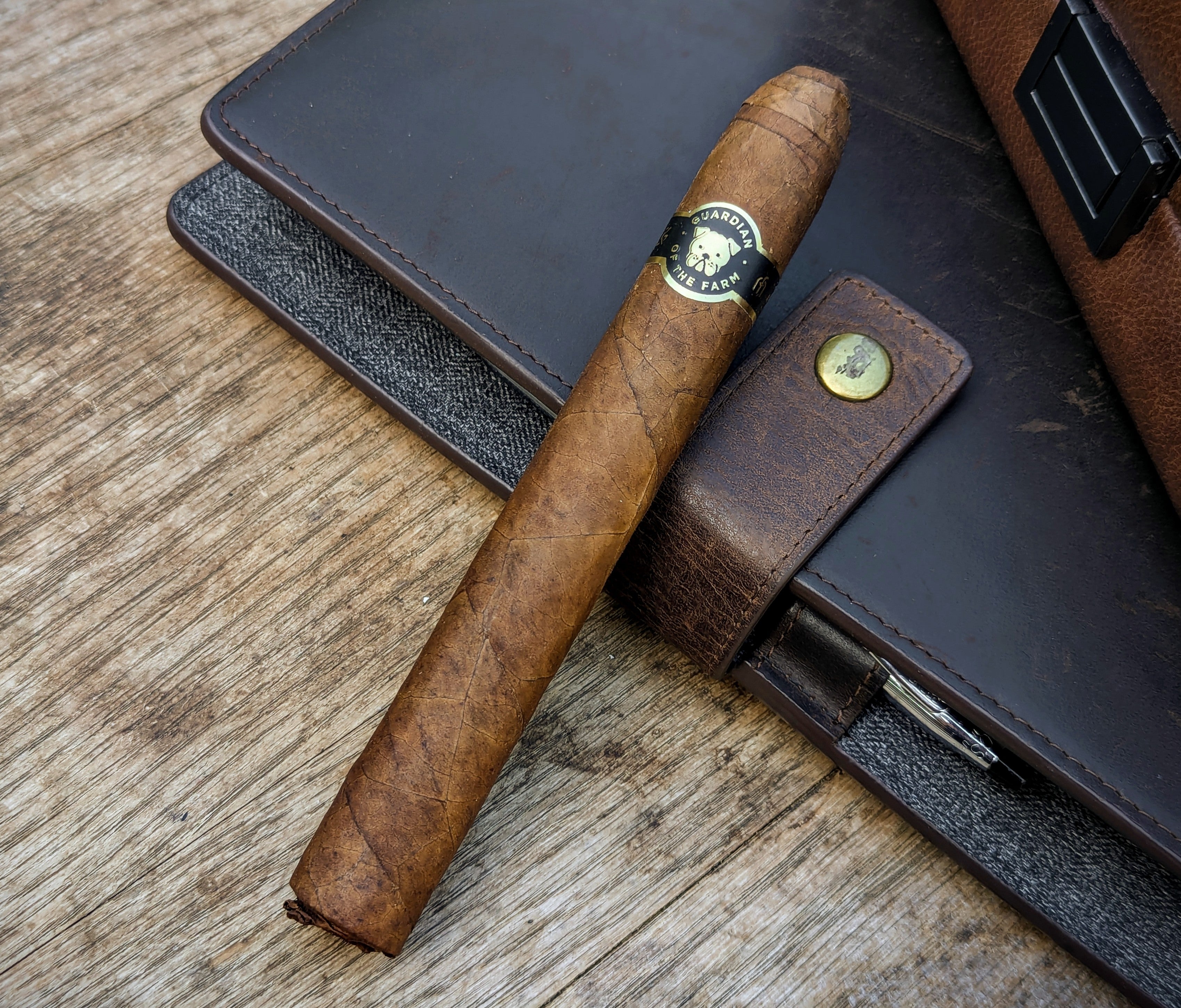 Camp Aladino Cameroon Gorbusto – Klaro Cigars