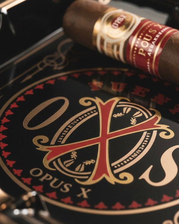 Opus X Society Black Series Ashtray